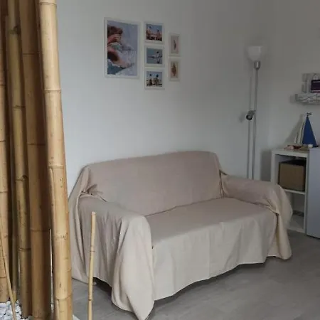 Monolocale Beatrice A 30 M Dal Mare Centro Citta Леука