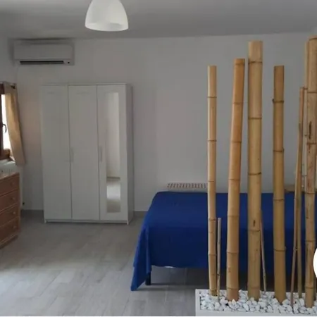 Monolocale Beatrice A 30 M Dal Mare Centro Citta Апартаменты *